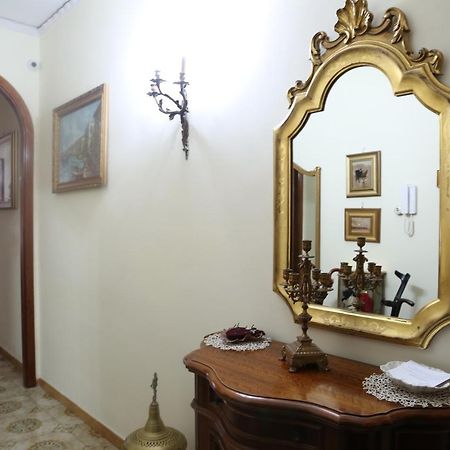 Stanza In Appartamento 那不勒斯 外观 照片