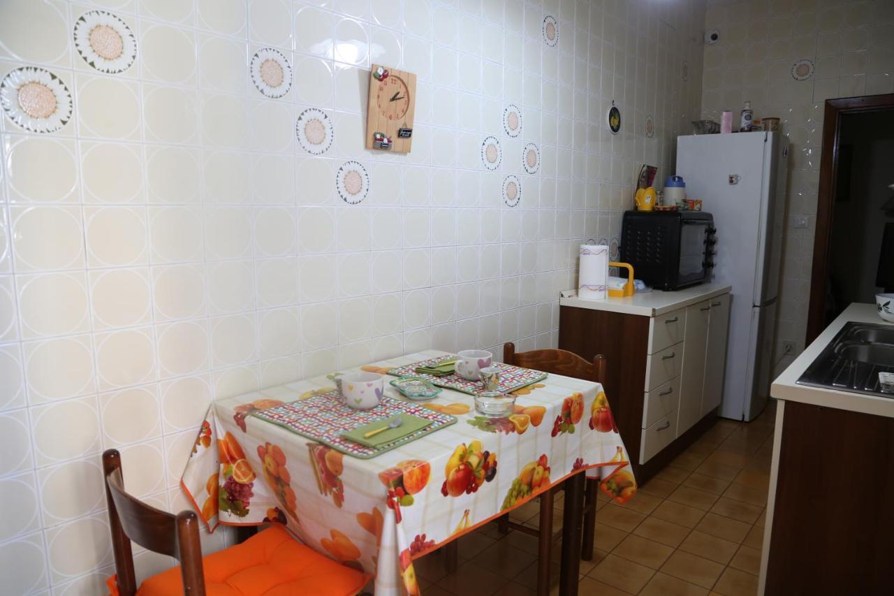 Stanza In Appartamento 那不勒斯 外观 照片